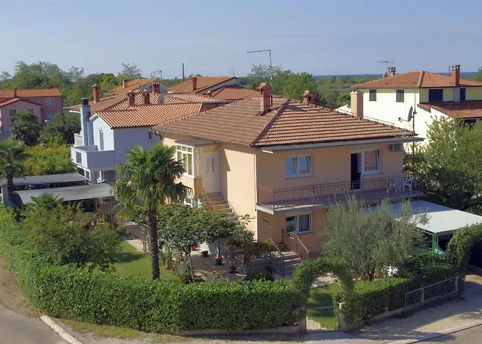 Apartments & Rooms Barbara